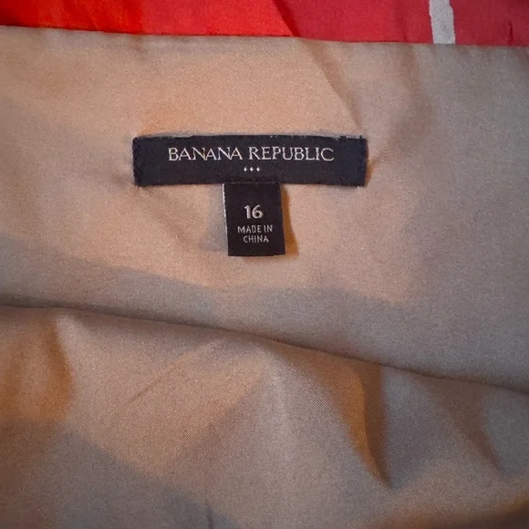 Banana Republic Red and Gold Midi Dress - Picture 6 of 11